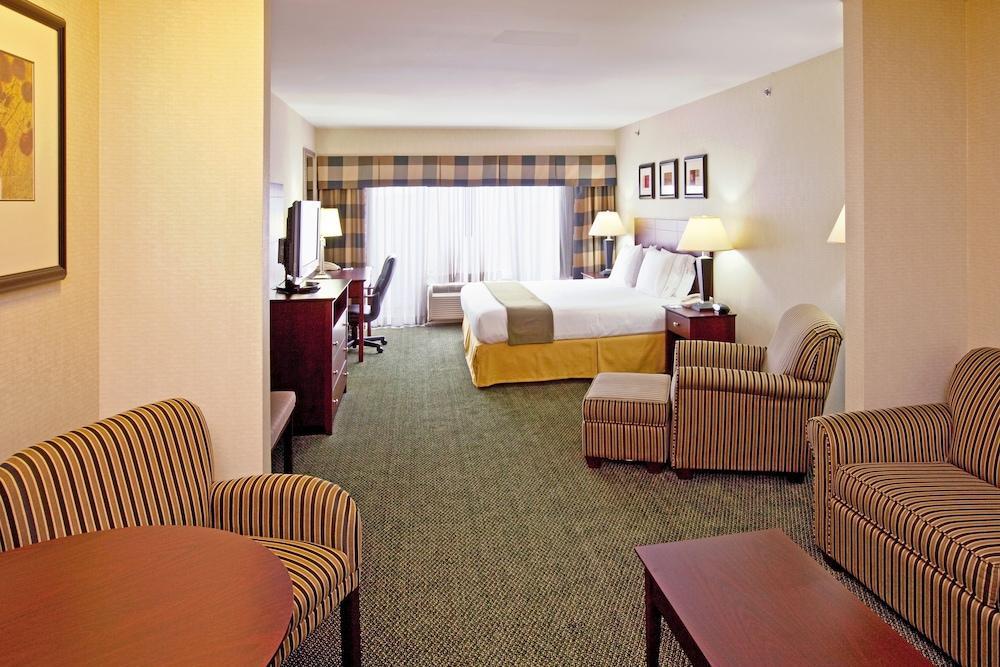 Holiday Inn Express Radcliff Fort Knox By Ihg Ngoại thất bức ảnh