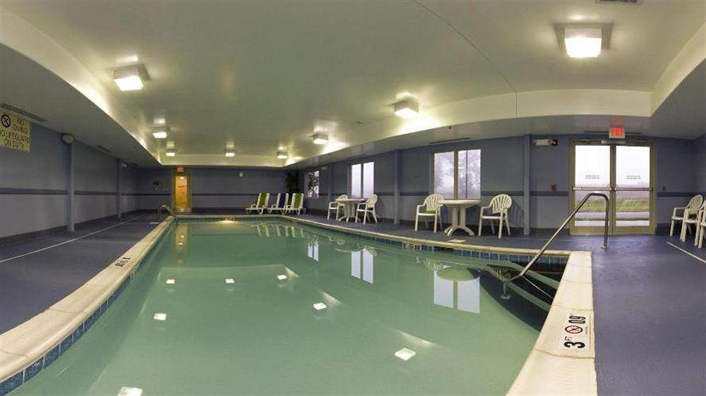 Holiday Inn Express Radcliff Fort Knox By Ihg Ngoại thất bức ảnh