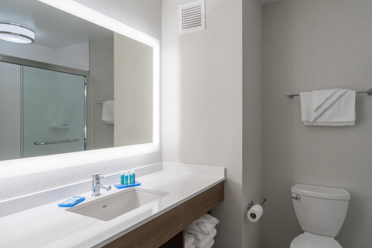 Holiday Inn Express Radcliff Fort Knox By Ihg Ngoại thất bức ảnh