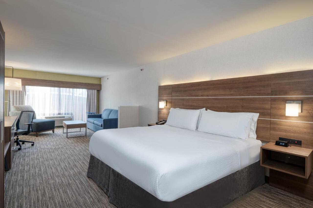 Holiday Inn Express Radcliff Fort Knox By Ihg Ngoại thất bức ảnh