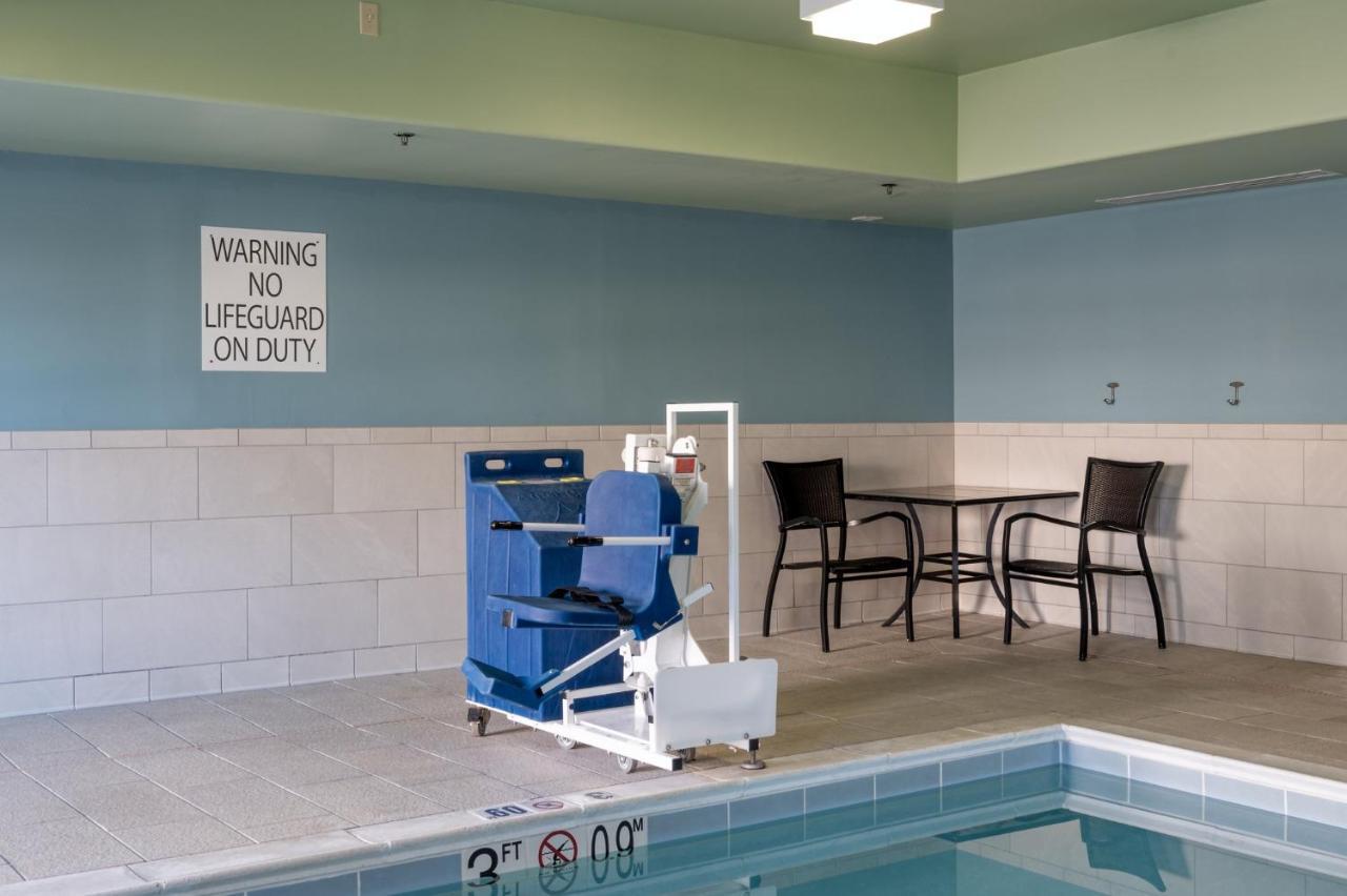Holiday Inn Express Radcliff Fort Knox By Ihg Ngoại thất bức ảnh