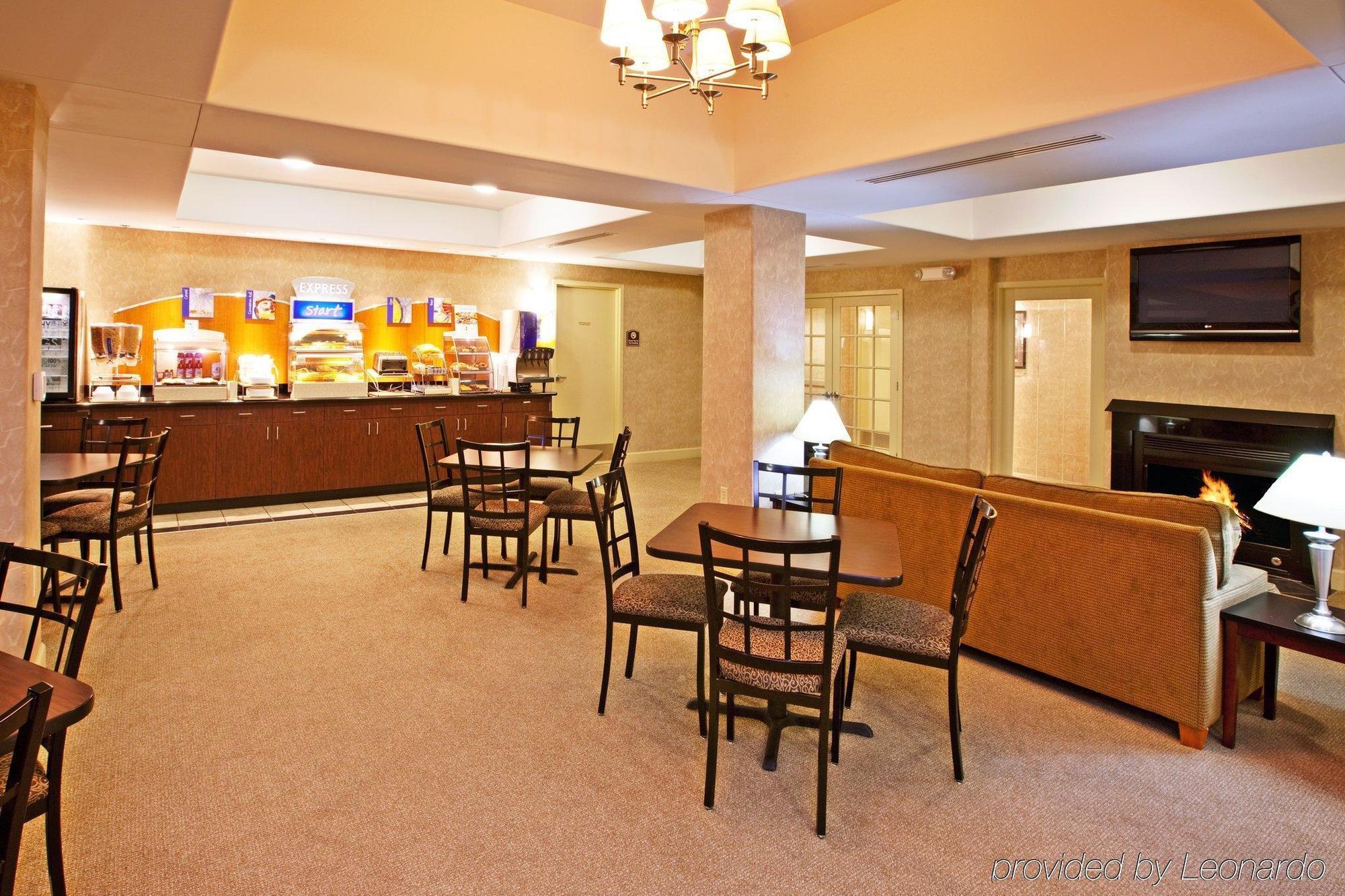 Holiday Inn Express Radcliff Fort Knox By Ihg Ngoại thất bức ảnh